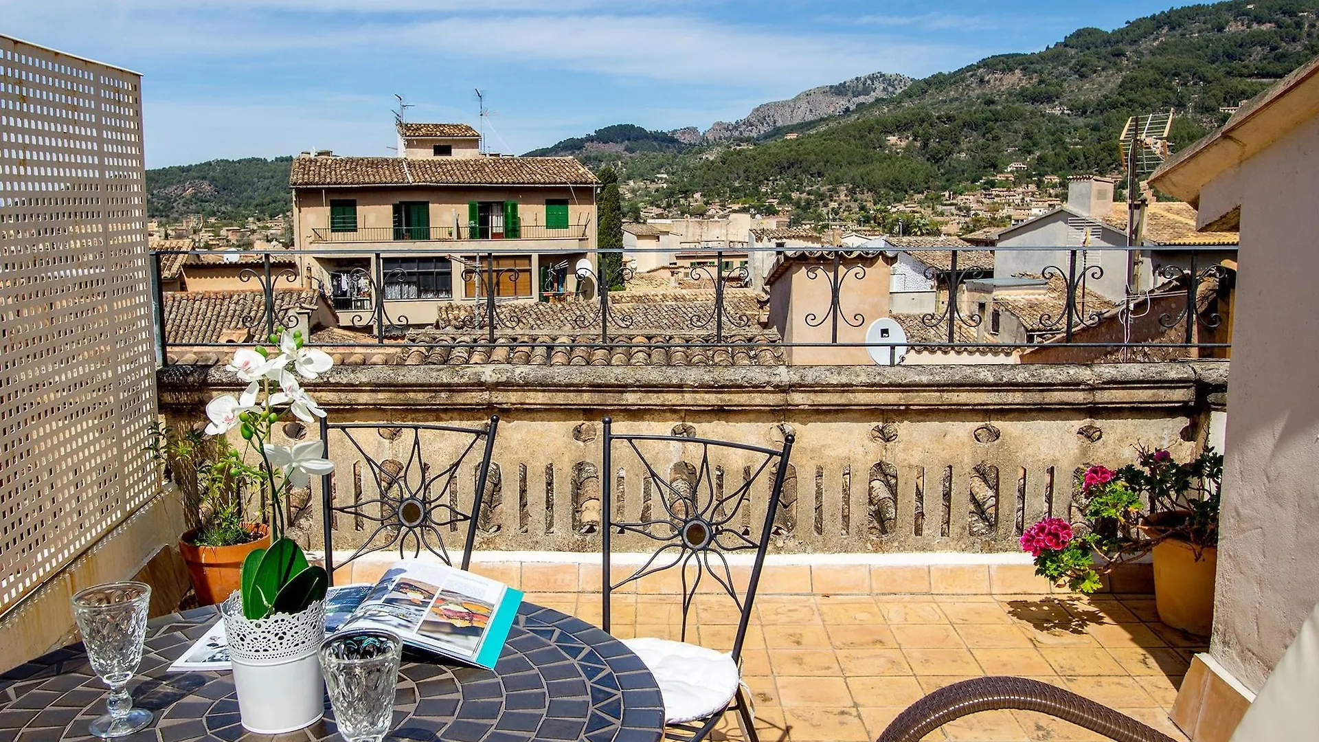 Hotel Can Abril Soller 4*,